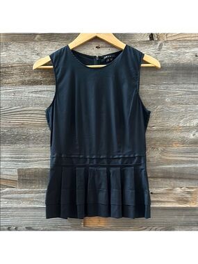 Theory Black Sleeveless Pleated Top Size Small